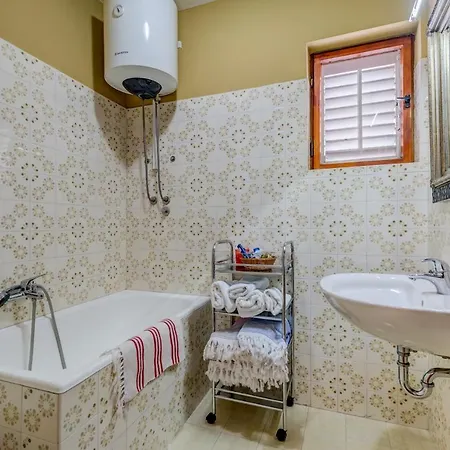 Villa Leisure Vacation Trogir