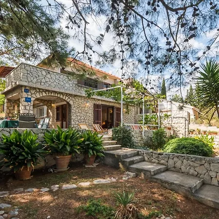 Leisure Vacation * Трогір