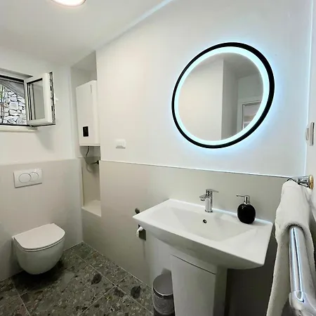 Leisure Vacation Трогир